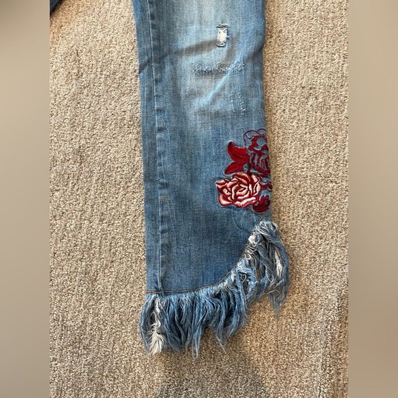3/$20 Floral Fringe Jeans - Picture 4 of 9
